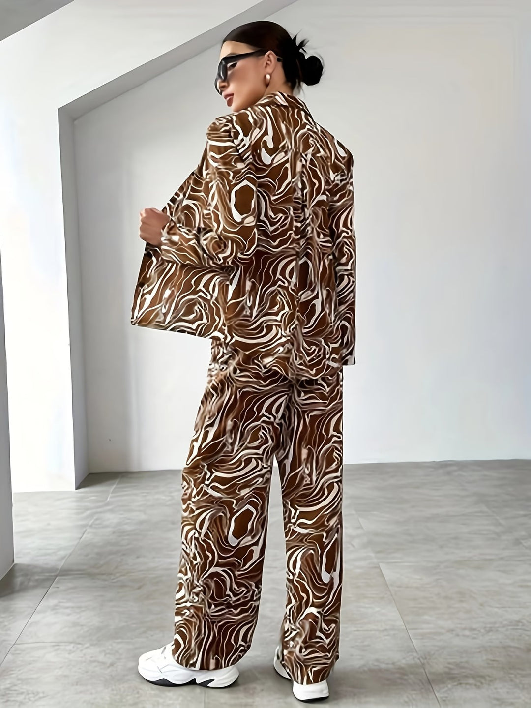 Women's Two-Piece Set with Abstract Swirl Print